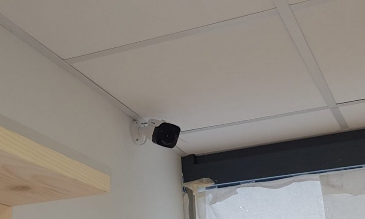Installation système d'alarme et caméra de surveillance dans une boutique sur Bourgoin Jallieu